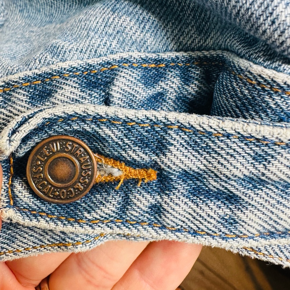 Levi's Vintage Standard Trucker Jacket 70507 Rugged Distressed Size XL - Picture 5 of 10
